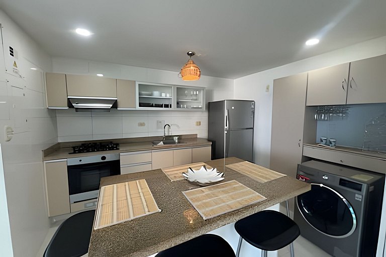 Rodadero | Poll Infinita | Vista al Mar | 1BR, 2BA