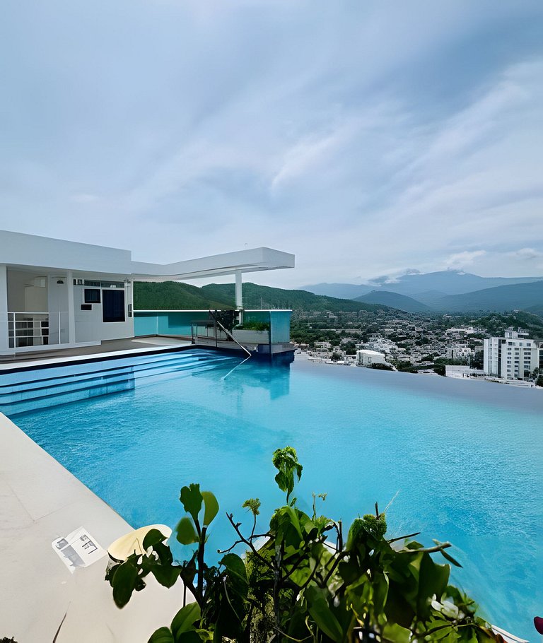 Rodadero | Poll Infinita | Vista al Mar | 1BR, 2BA