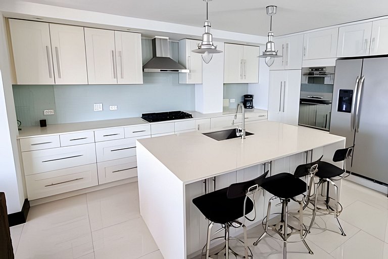 Apartamento exclusivo vista al mar– Edificio Los Laureles