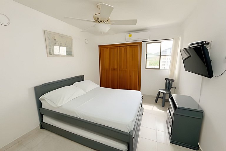 Gran apartamento en el rodadero- Edificio los laureles