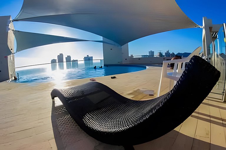 Moderna suite cerca del mar